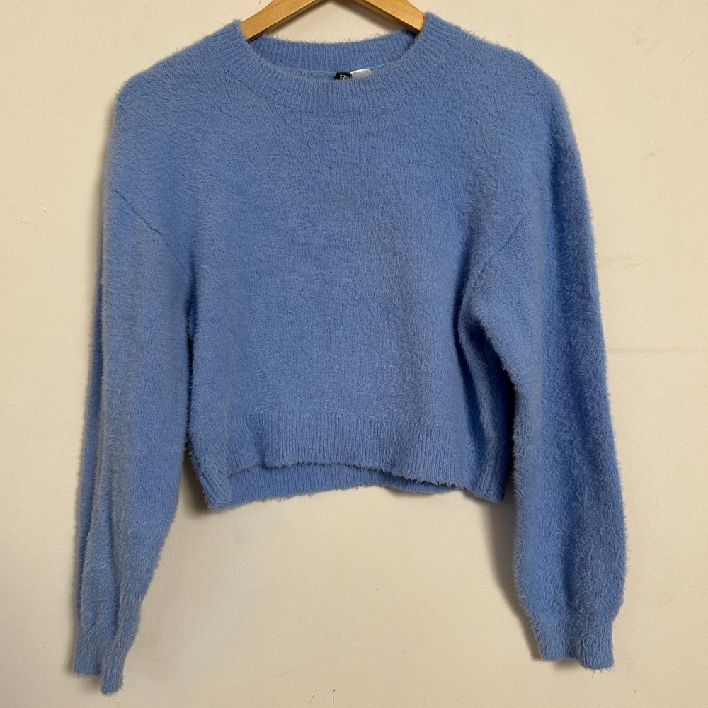 H&M Divided Eyelash Fuzzy Knit Cropped Sweater Blue Small‎ Good